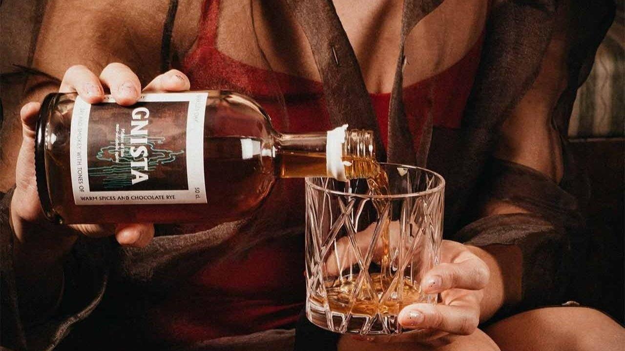 Should you drink non-alcoholic spirits neat? - The Zero Proof