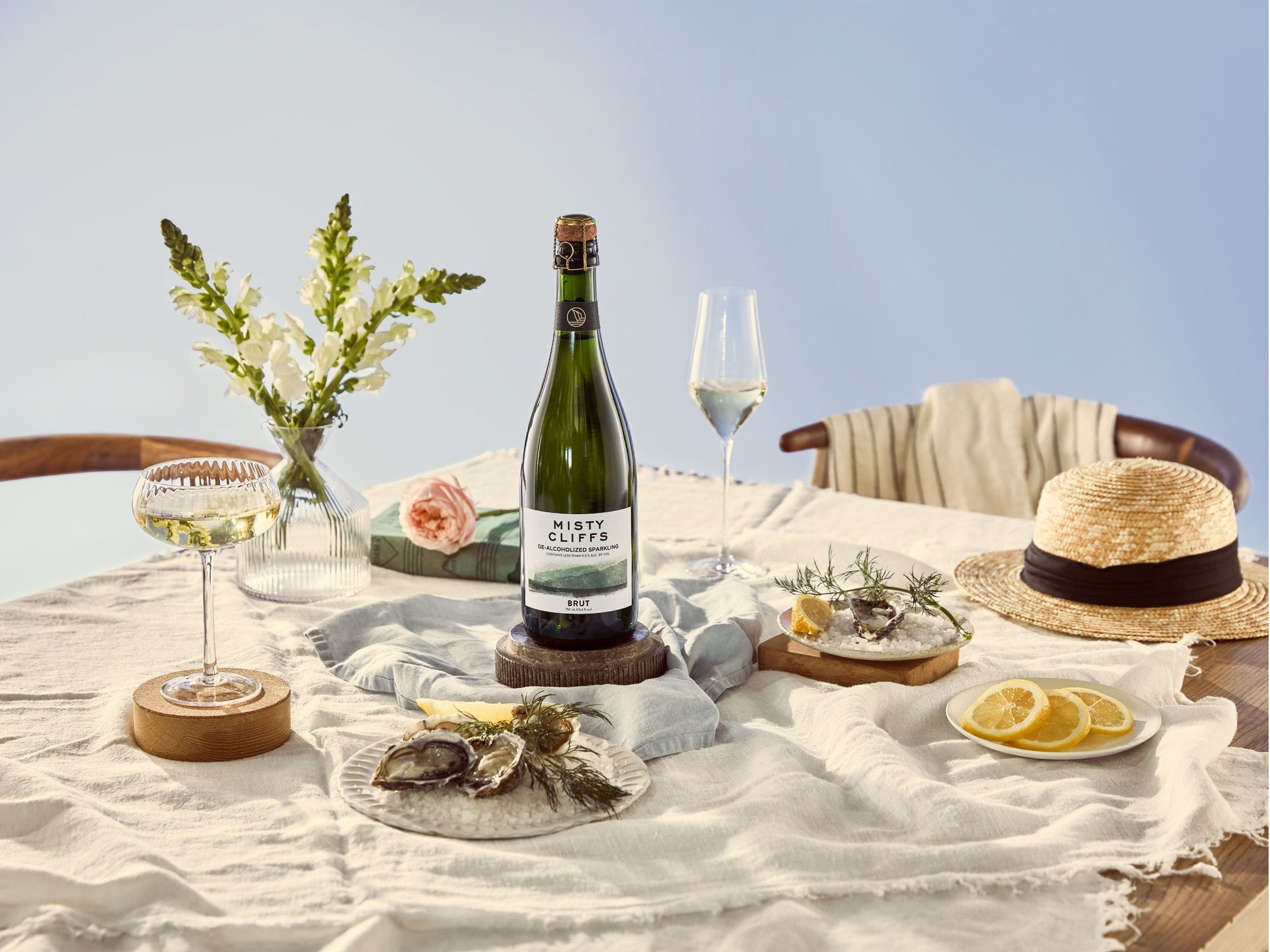 Misty Cliffs Brut Non-Alcoholic Sparkling