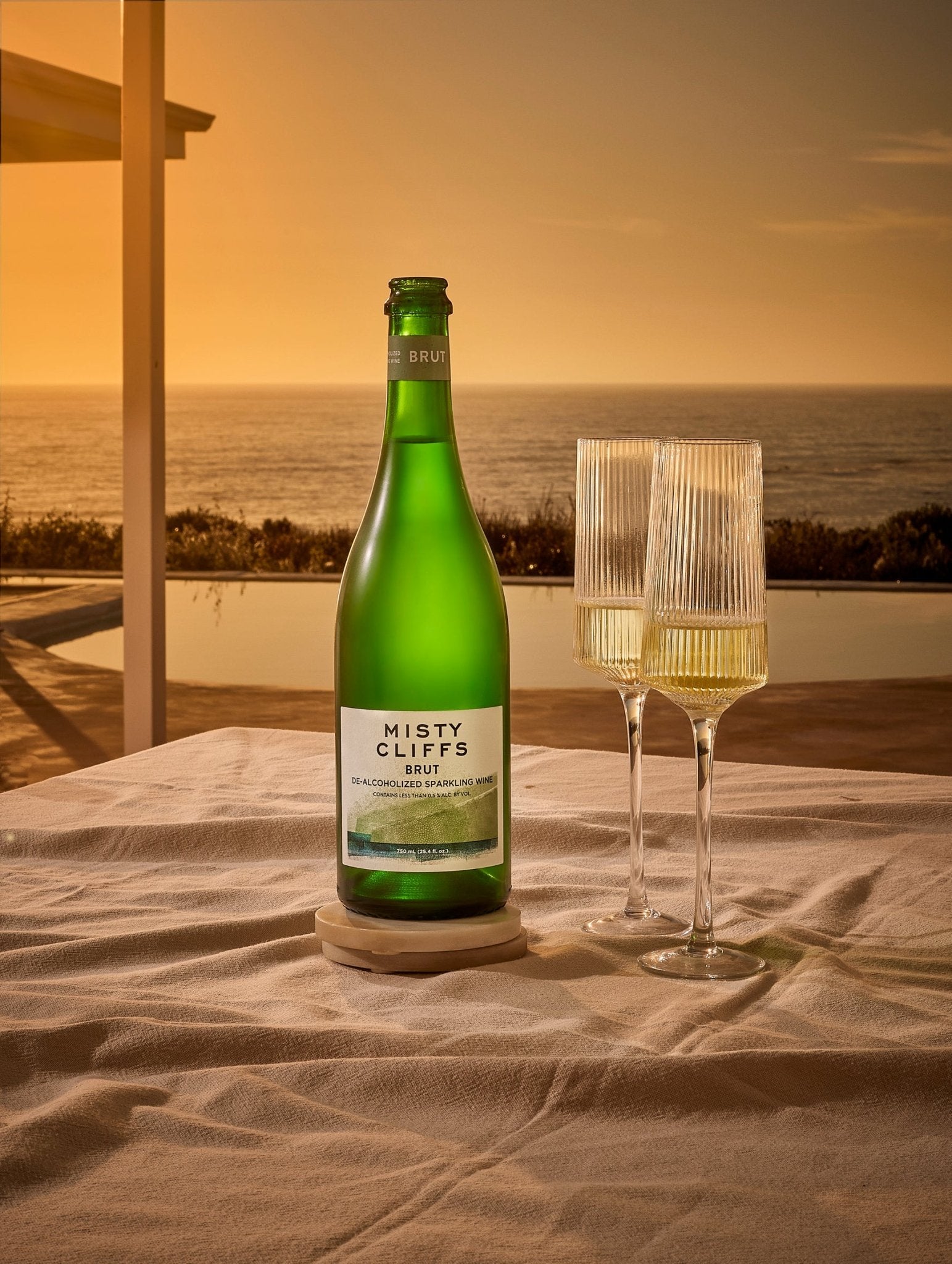 Misty Cliffs Brut Dealcoholized Sparkling Wine - The Zero Proof