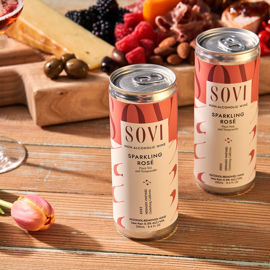 Sovi Non - Alcoholic Sparkling Rosé (4 - Pack) - The Zero Proof